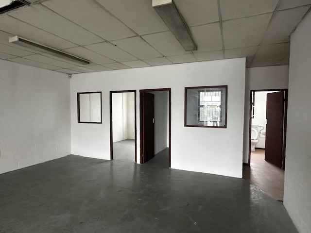 To Let Commercial Property for Rent in Ottery Western Cape